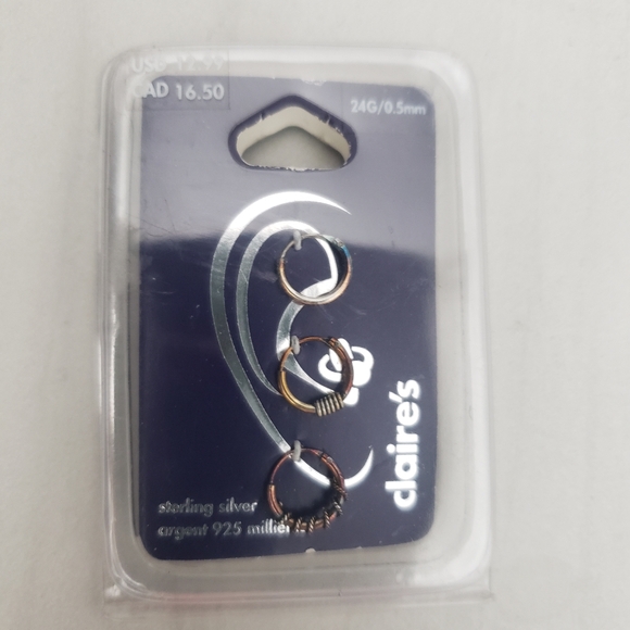 Sterling silver ear hoop set - Picture 2 of 2